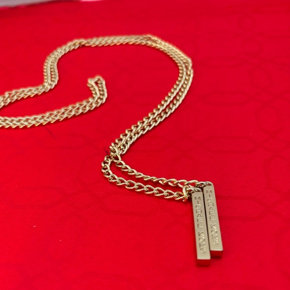 MICHAEL KORS GOLD TONE WRAP CHAIN WITH TWO BARS EMBOSSED MICHAEL KORS 42”LONG - Picture 6 of 10